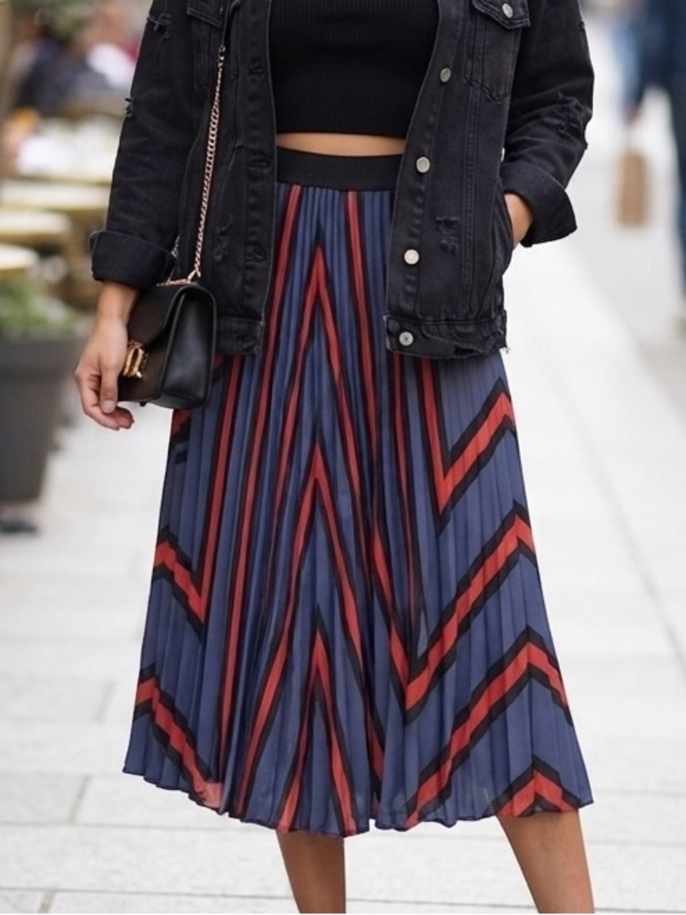 H&M Navy Pleated Skirt with Red and Black Chevron Stripes